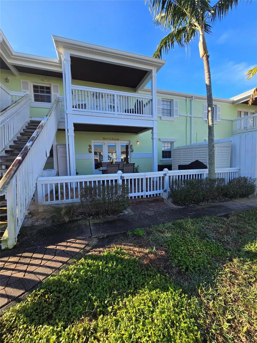 5231 BEACH DR SE #A, photo 3