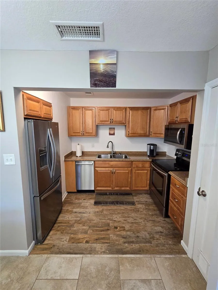 5231 BEACH DR SE #A, photo 9