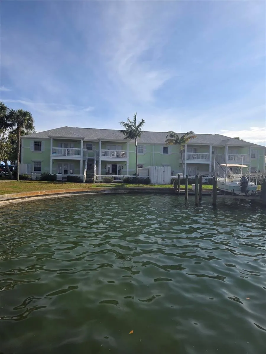 5231 BEACH DR SE #A, photo 19