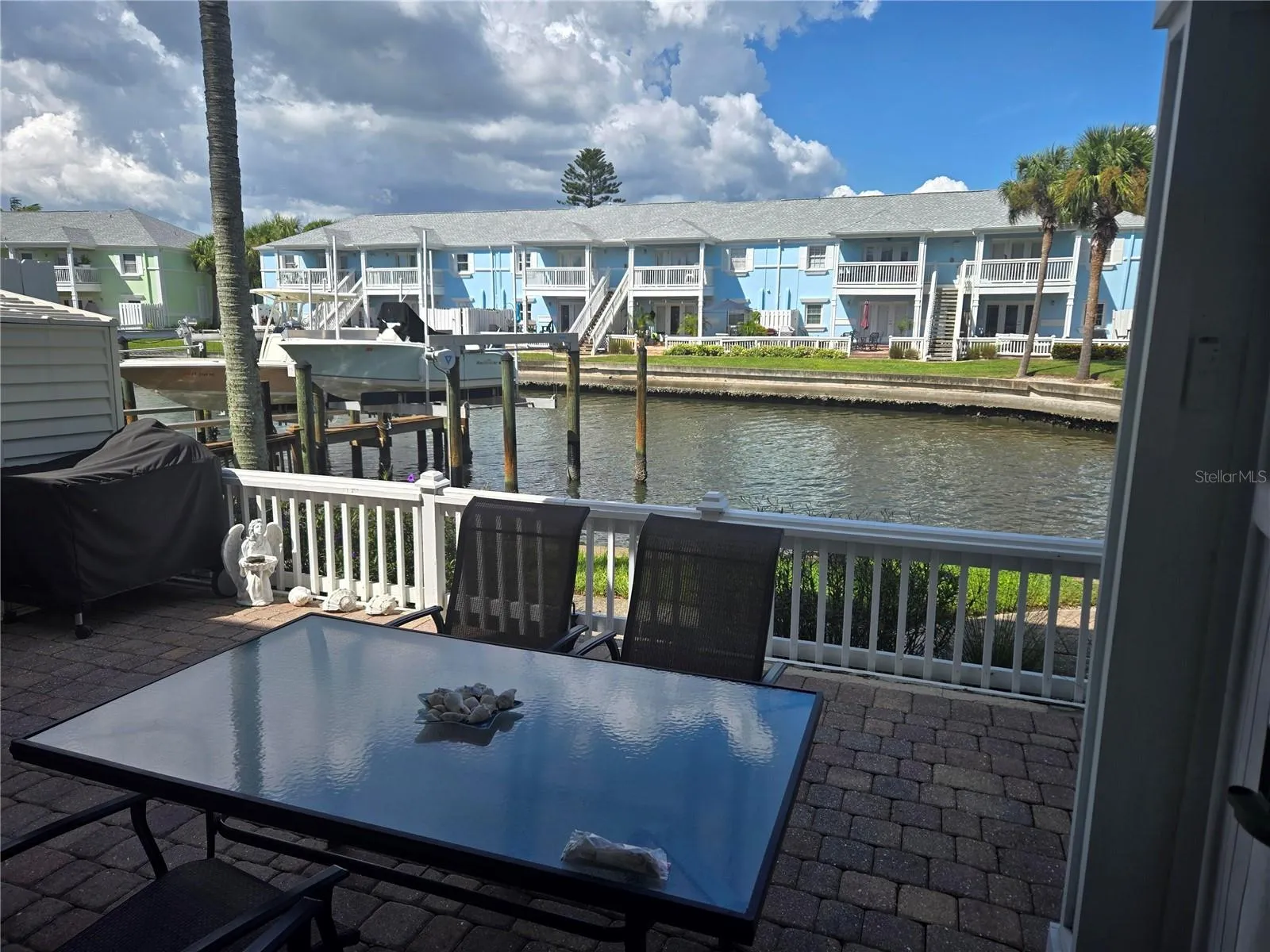 5231 BEACH DR SE #A, photo 20
