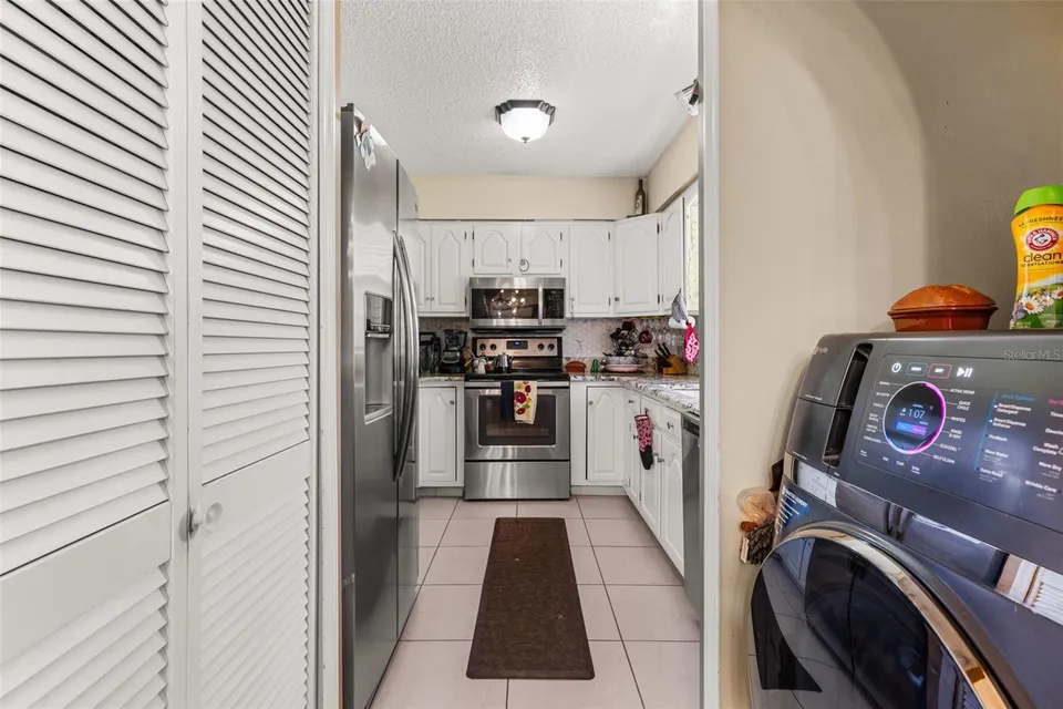 100 E OAK TERRACE DR #C1, photo 35