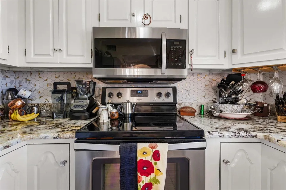 100 E OAK TERRACE DR #C1, photo 11