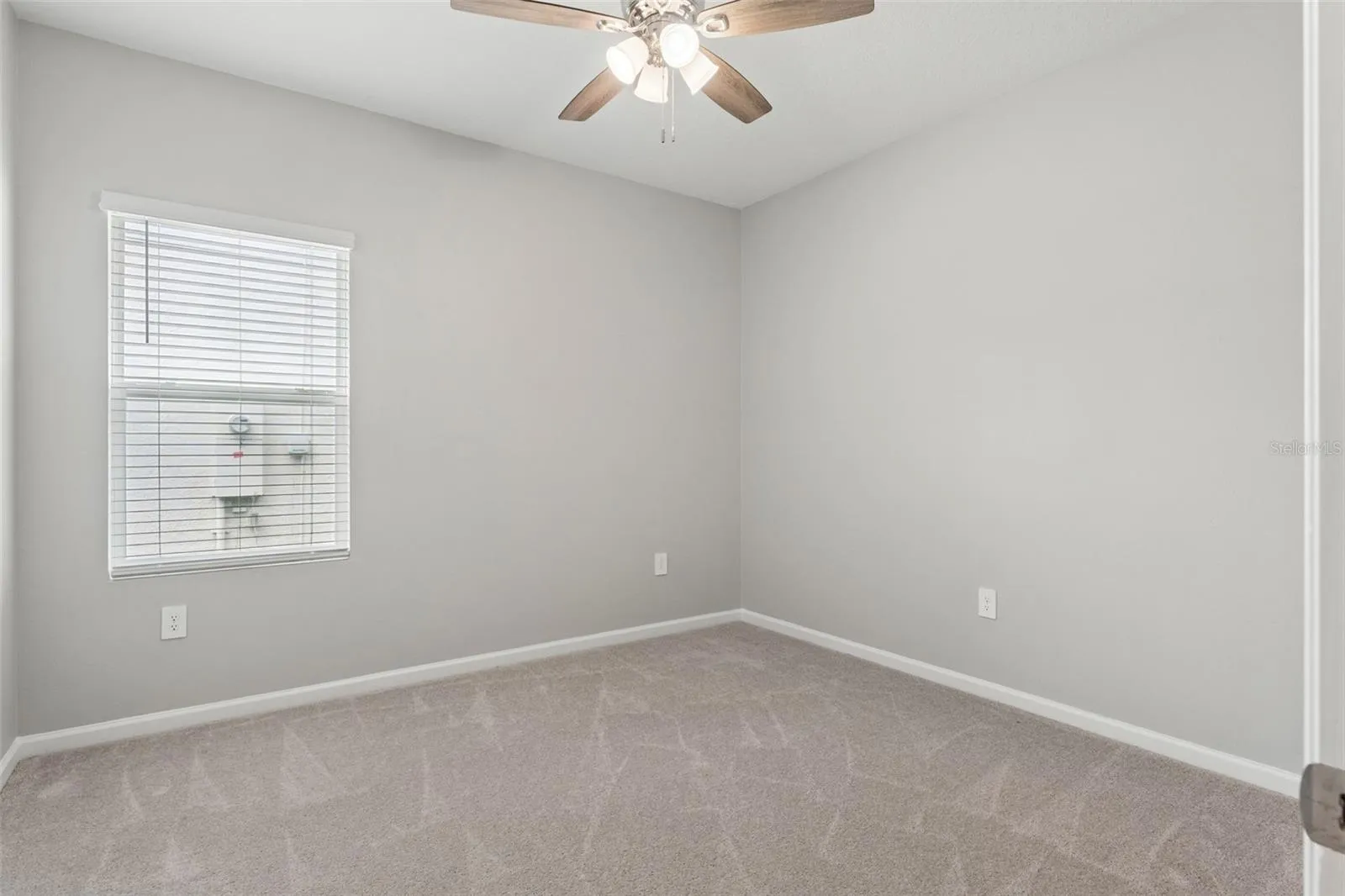 3012 NAMASTE DR, photo 32