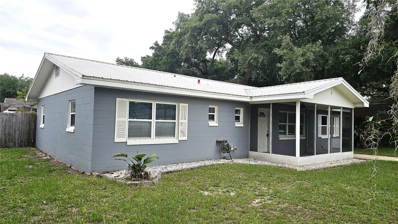 314 WOODLAND DR, photo 2