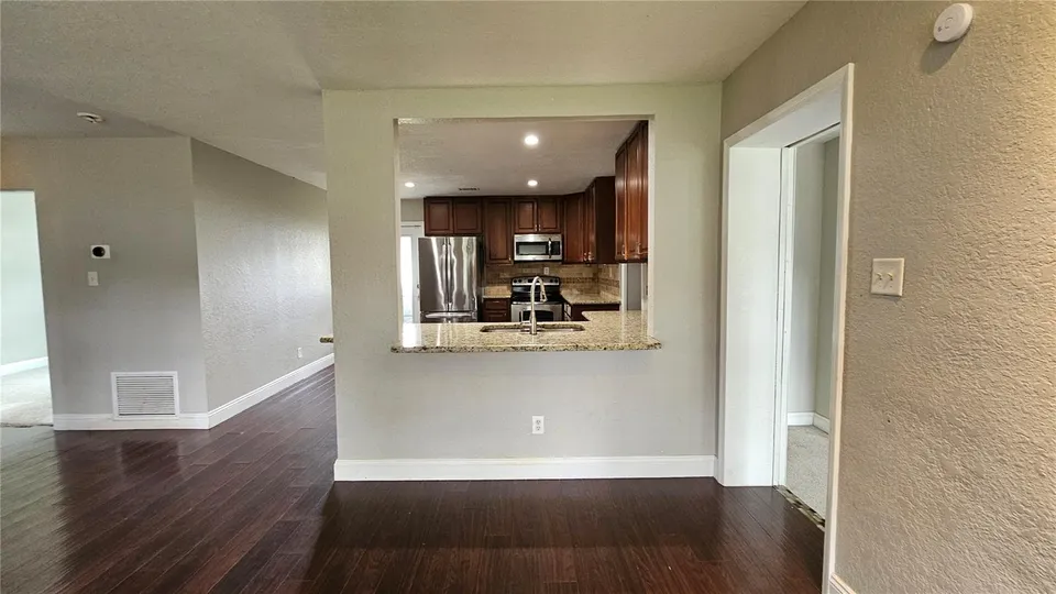 314 WOODLAND DR, photo 6