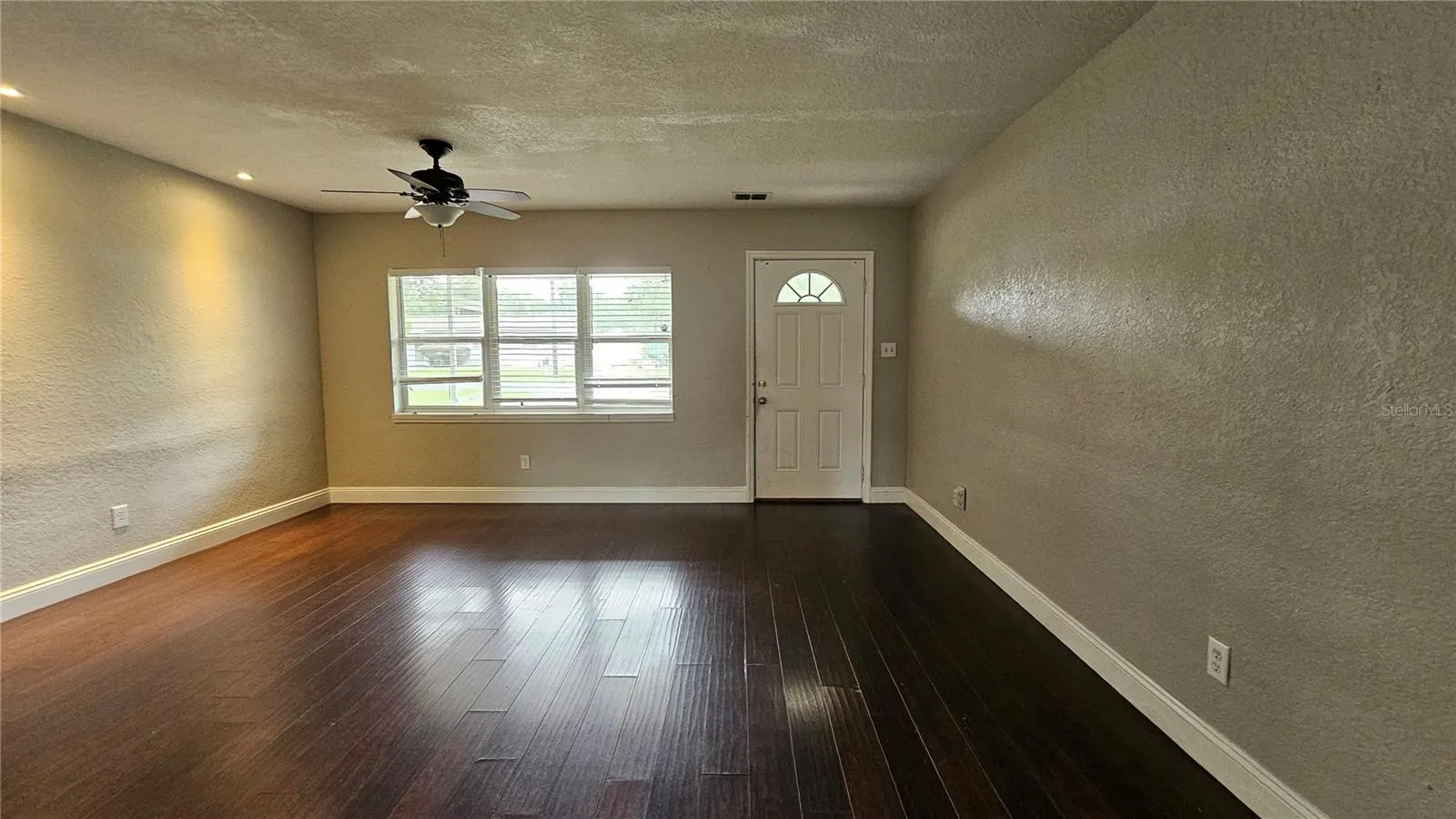 314 WOODLAND DR, photo 7