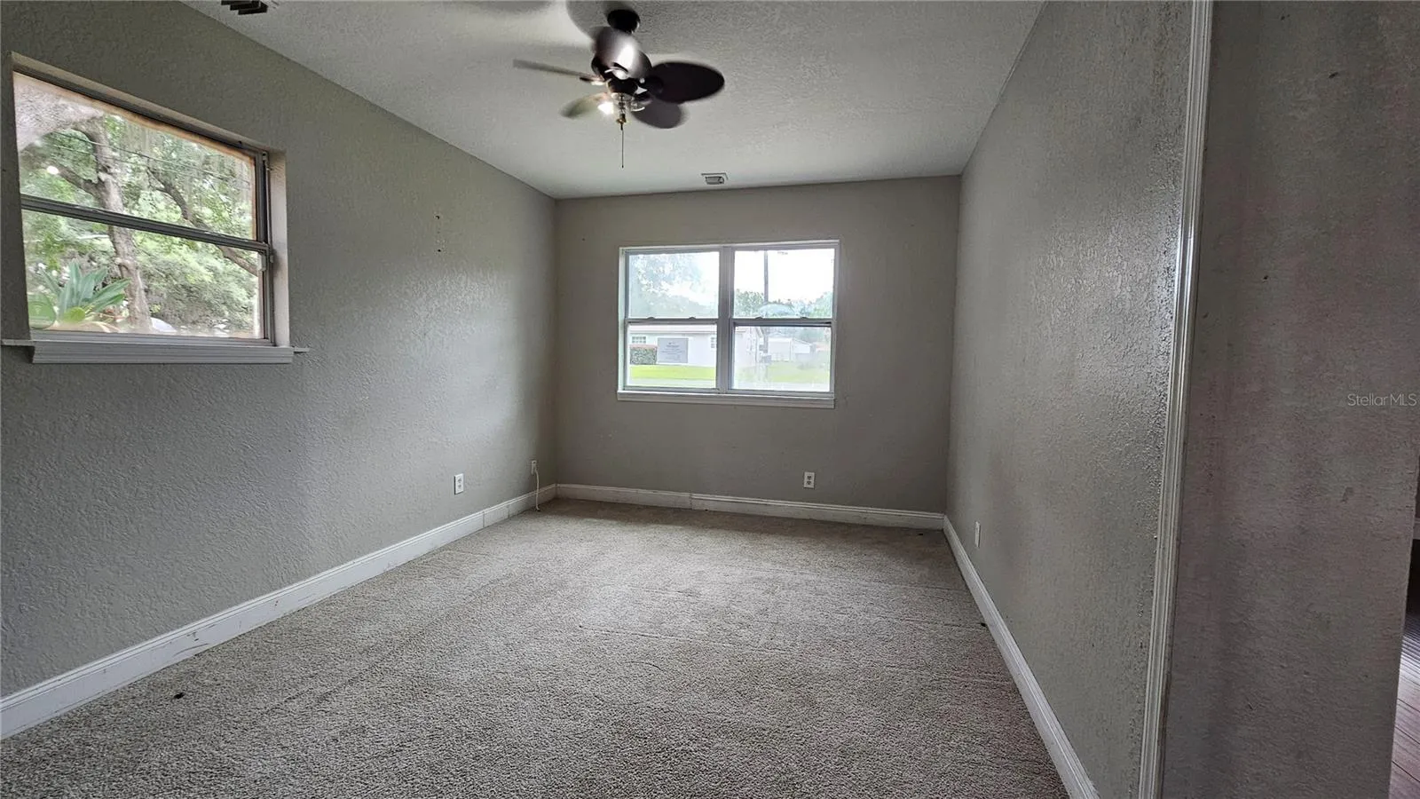 314 WOODLAND DR, photo 13