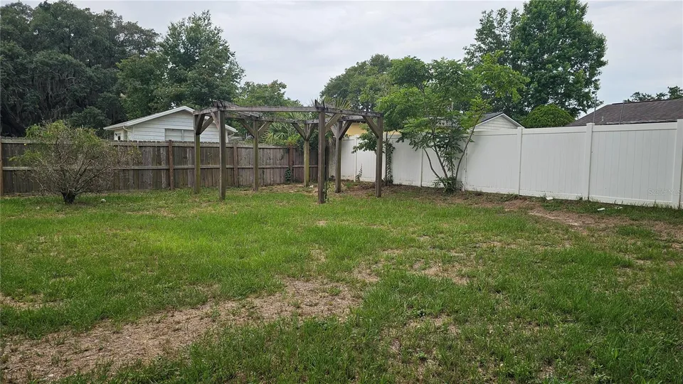 314 WOODLAND DR, photo 27