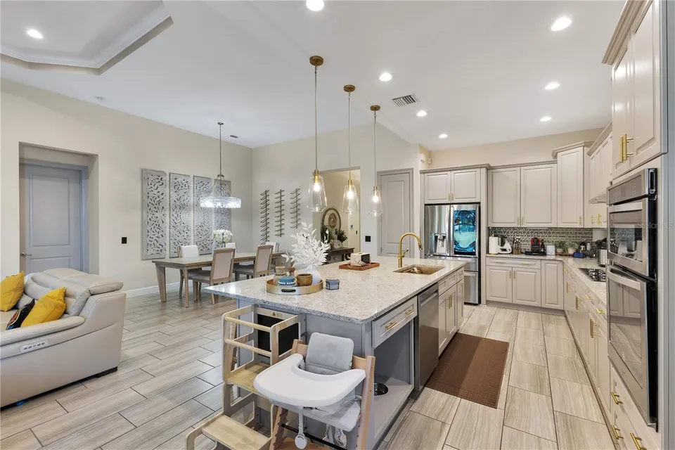 10720 GAWSWORTH PT, photo 4