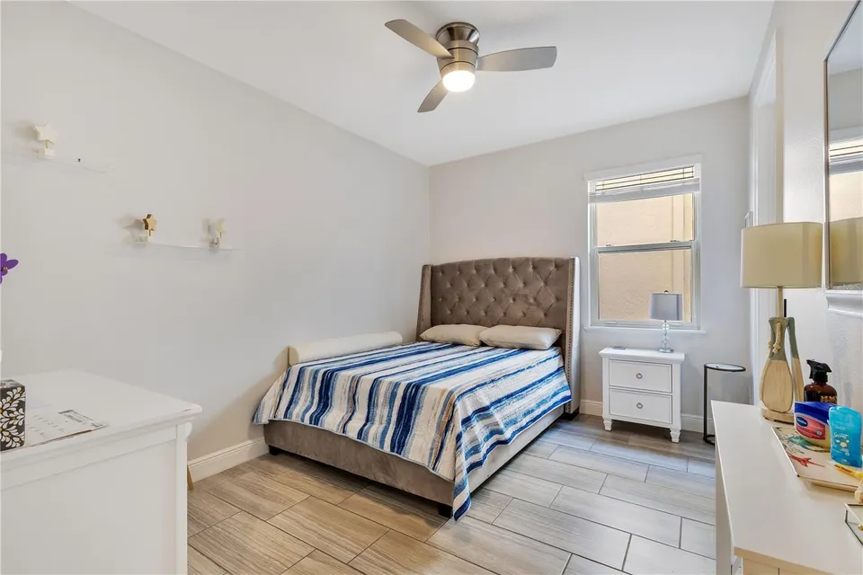 10720 GAWSWORTH PT, photo 14
