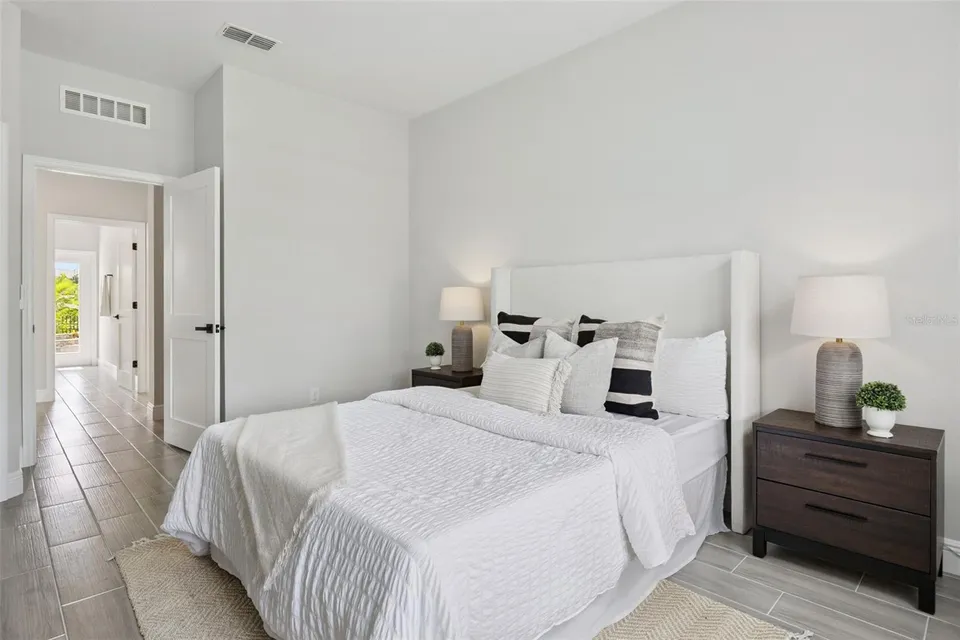1812 LAKE ROBERTS LANDING DR, photo 26