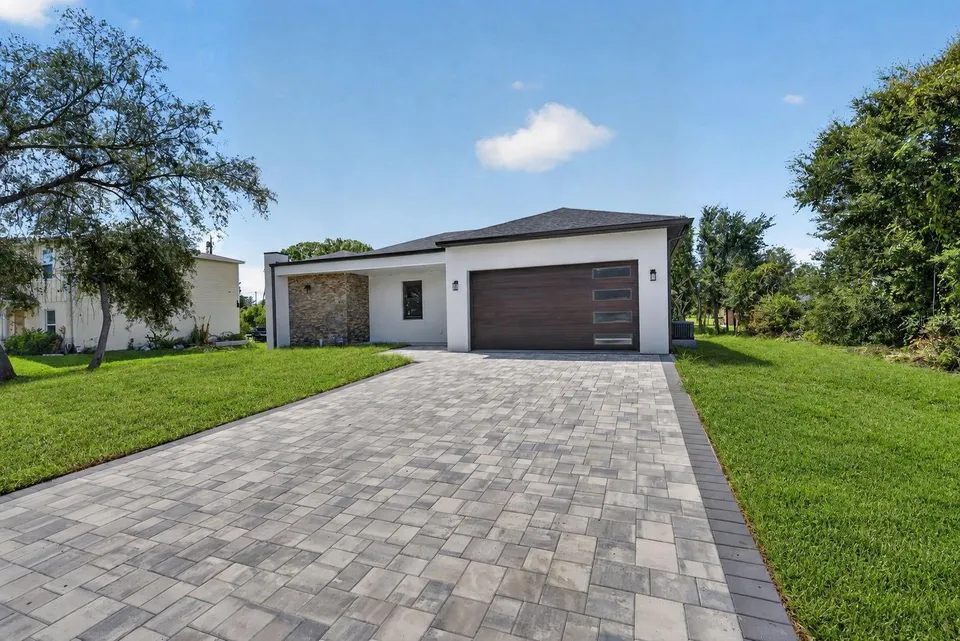 22333 ELMIRA BLVD, photo 3