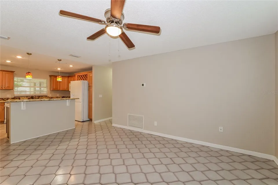 8873 ASPEN AVE, photo 3
