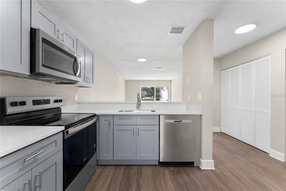 2508 WOODGATE BLVD #105, photo 10