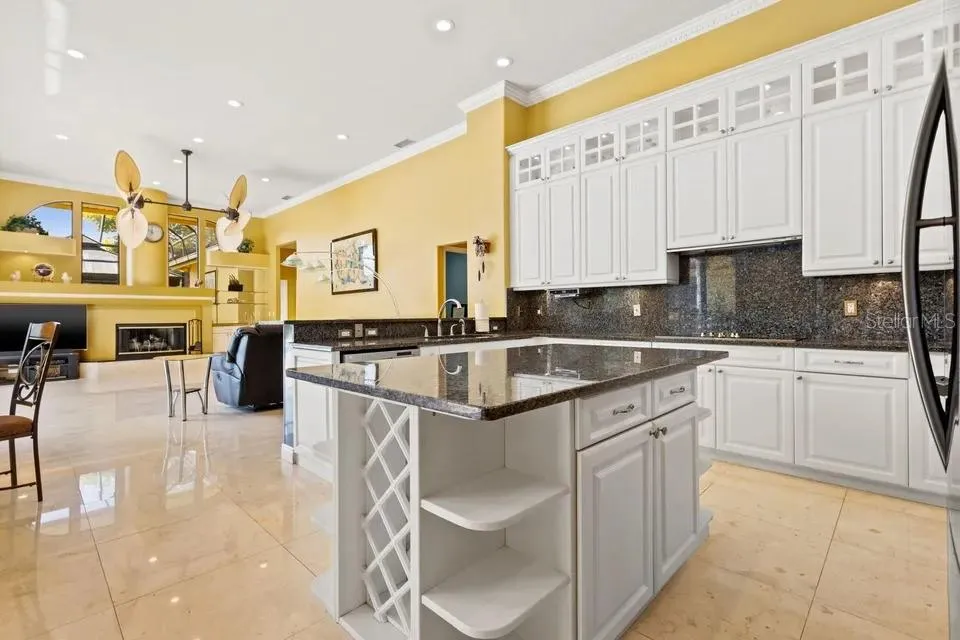 30324 LAURELWOOD LN, photo 15