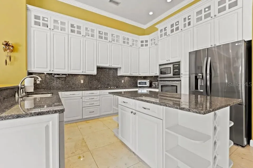 30324 LAURELWOOD LN, photo 17