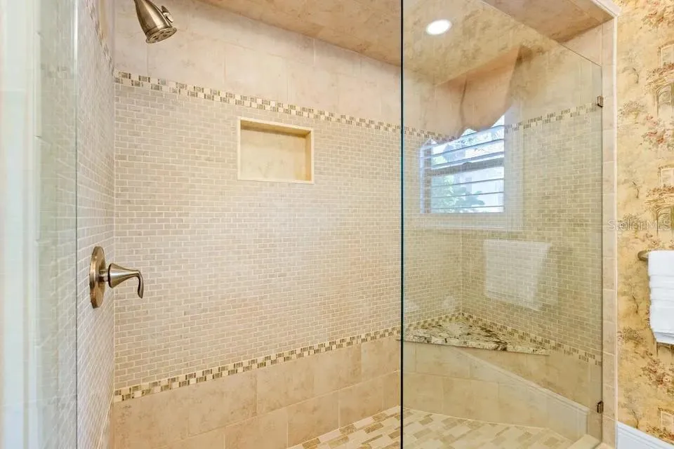 30324 LAURELWOOD LN, photo 43