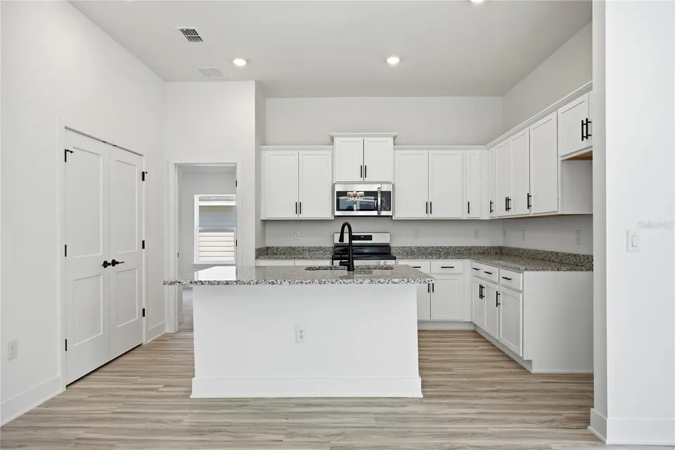 16780 NW 178TH TER, photo 8
