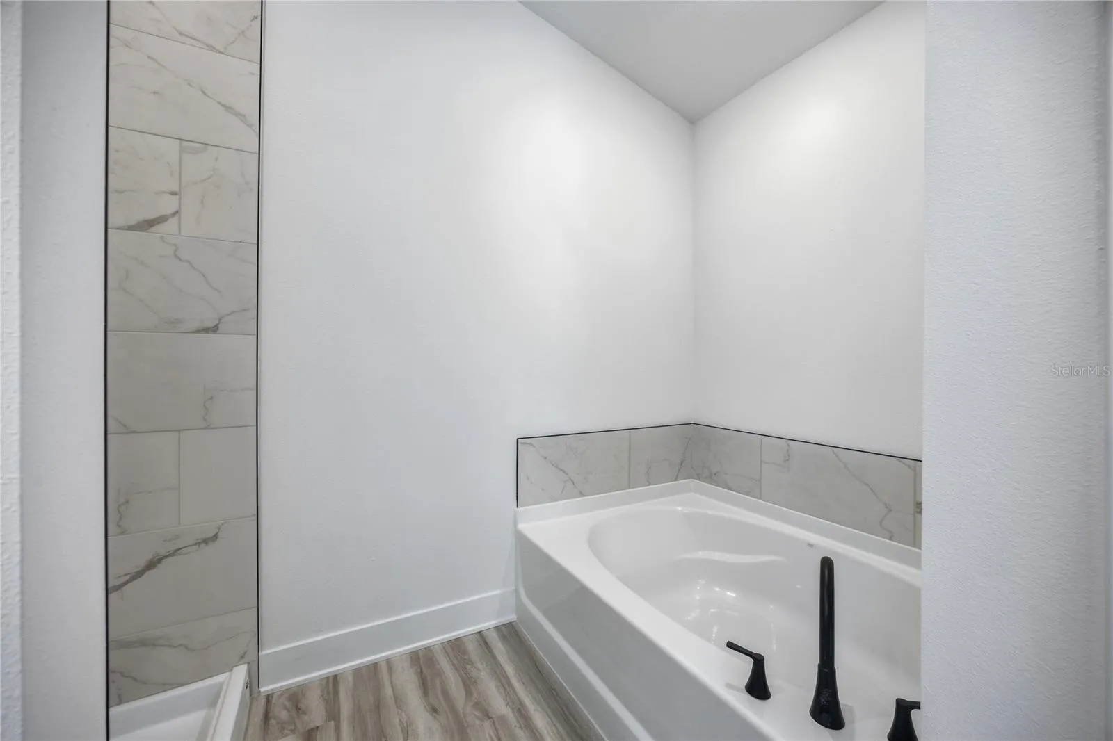 16780 NW 178TH TER, photo 23