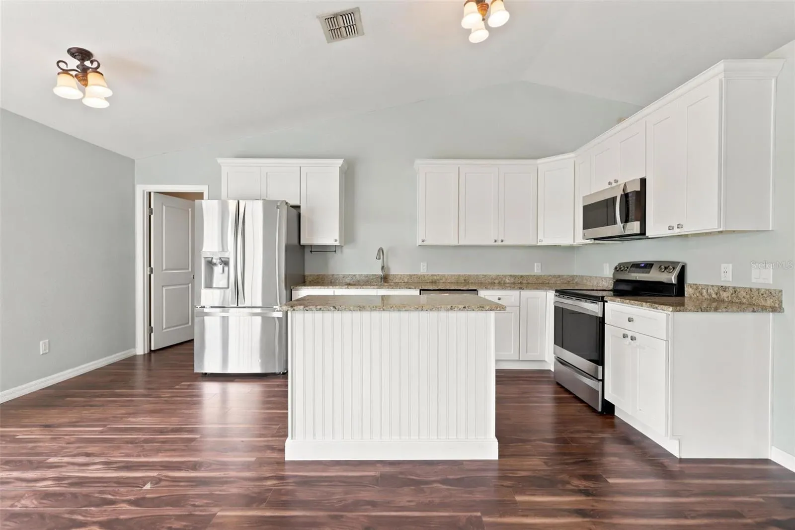 2695 KEENE LN, photo 9