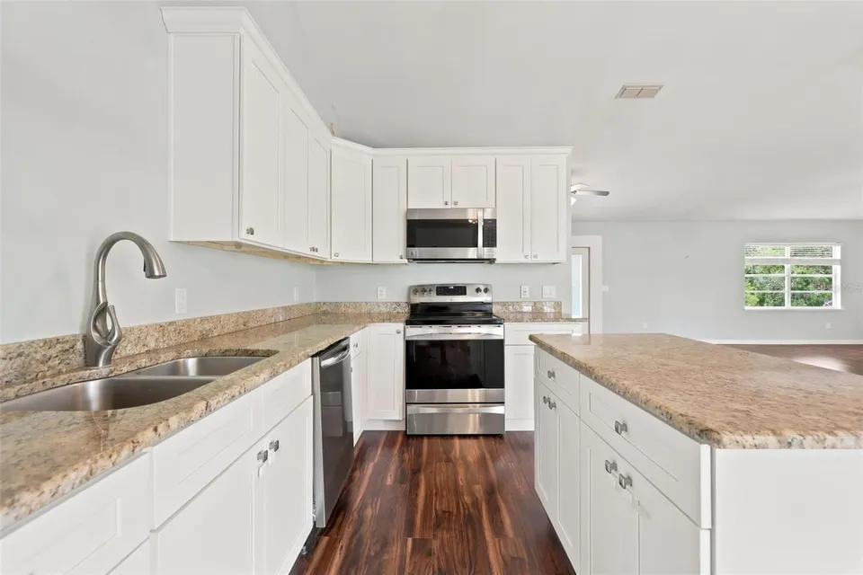 2695 KEENE LN, photo 11