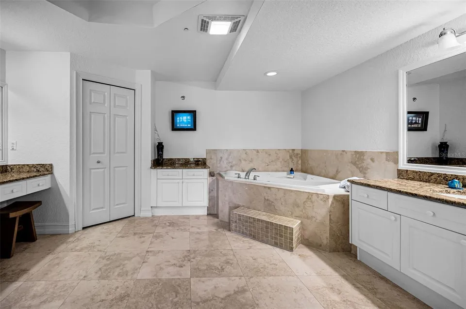 1860 N FORT HARRISON AVE #103, photo 43