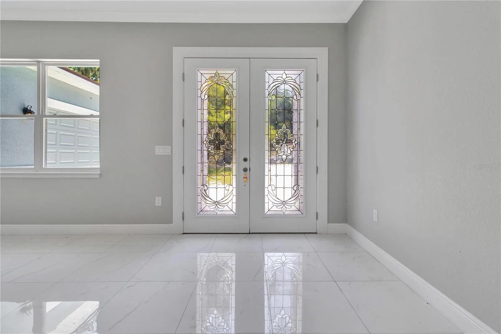 319 WATER SHORE DR, photo 4