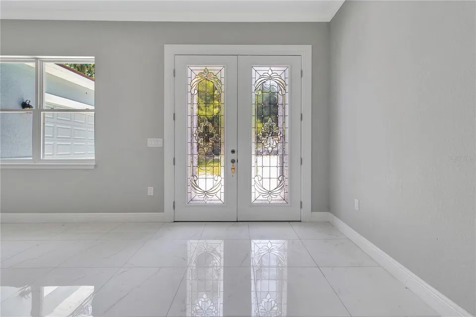 319 WATER SHORE DR, photo 4
