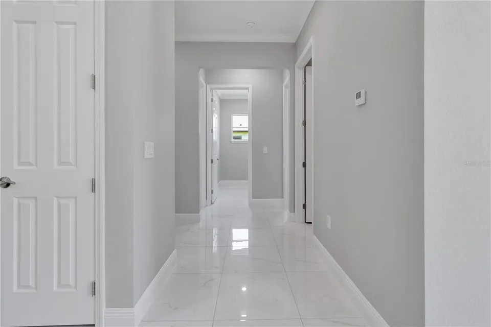 319 WATER SHORE DR, photo 16