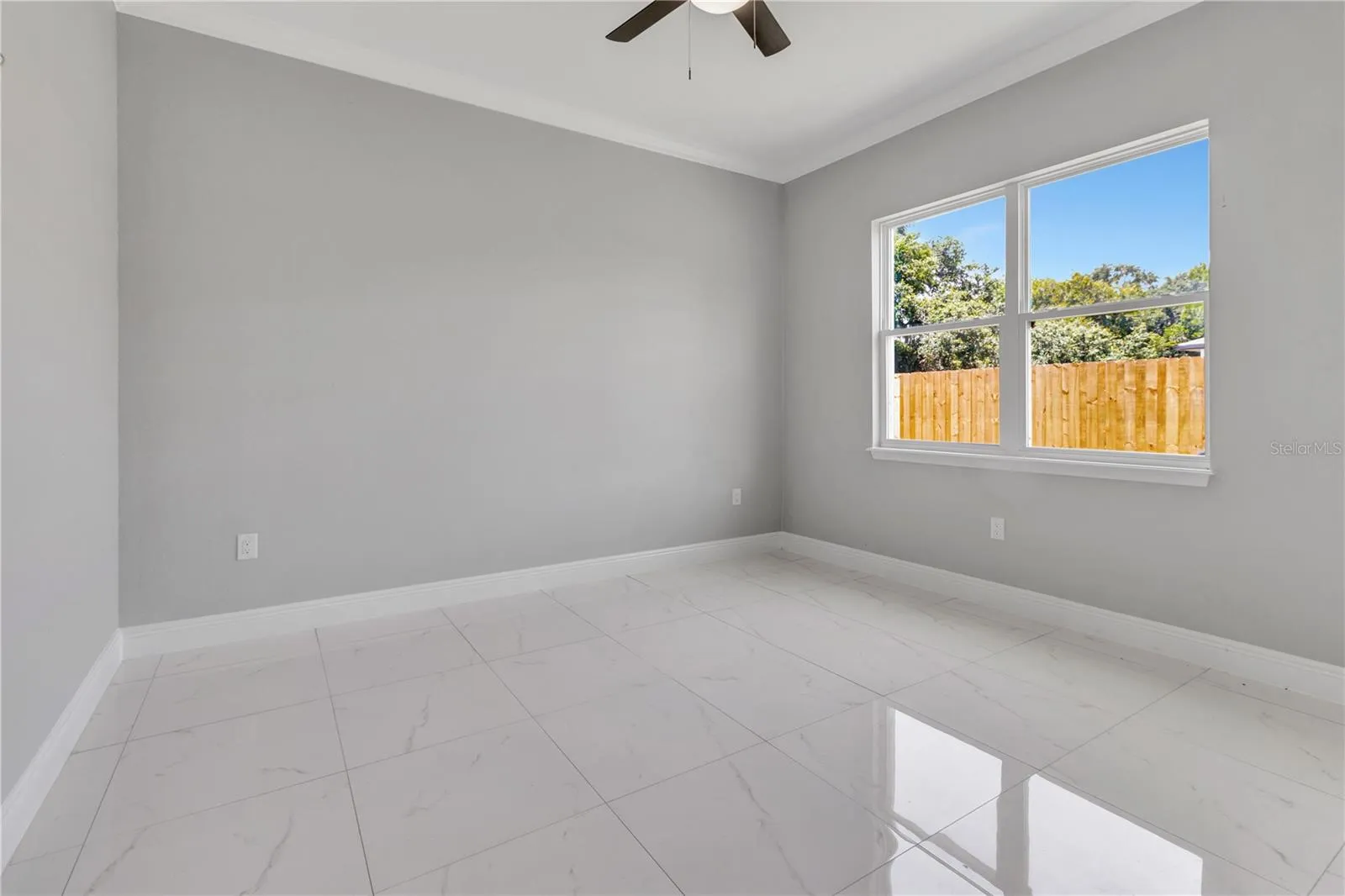 319 WATER SHORE DR, photo 20