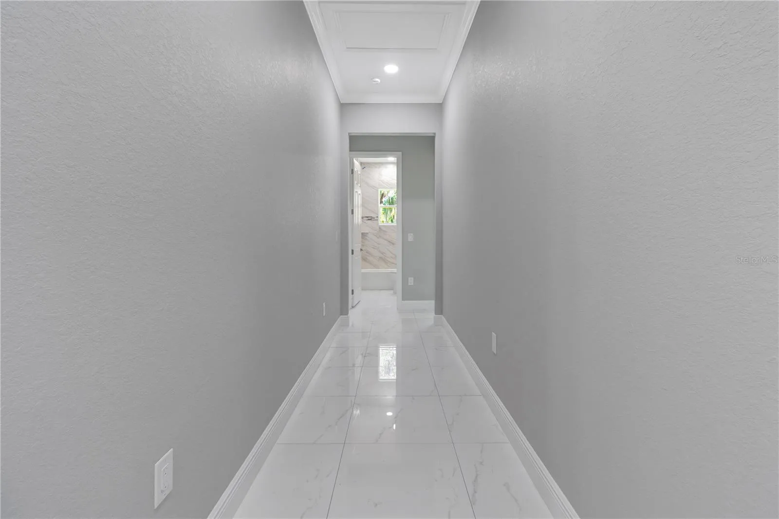 319 WATER SHORE DR, photo 21