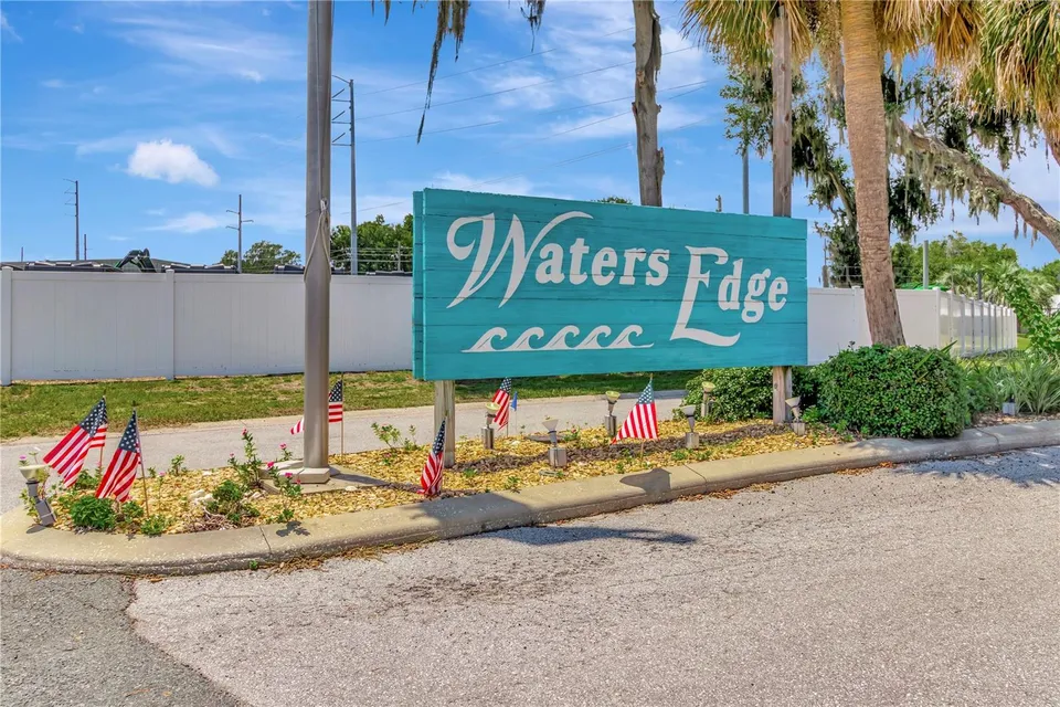 319 WATER SHORE DR, photo 44