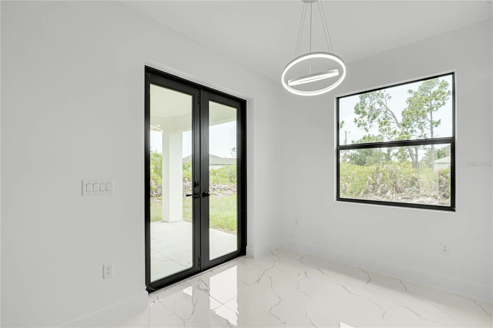 153 AUSTRALIAN DR, photo 12