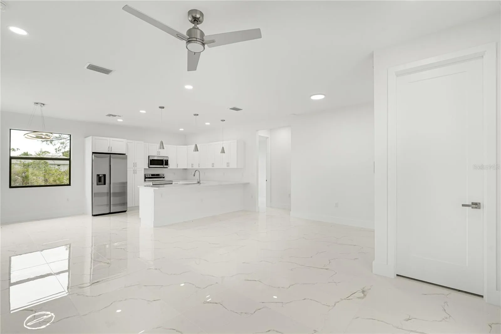153 AUSTRALIAN DR, photo 16