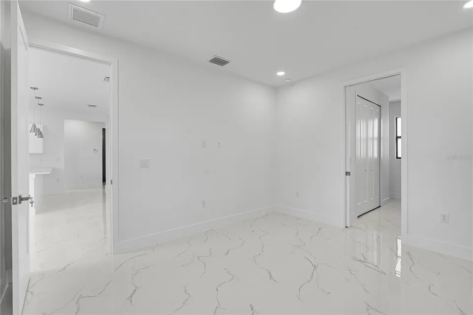 153 AUSTRALIAN DR, photo 18