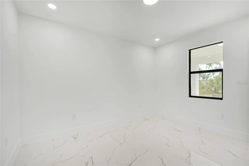 153 AUSTRALIAN DR, photo 19