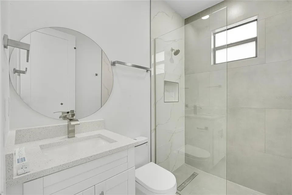 153 AUSTRALIAN DR, photo 31