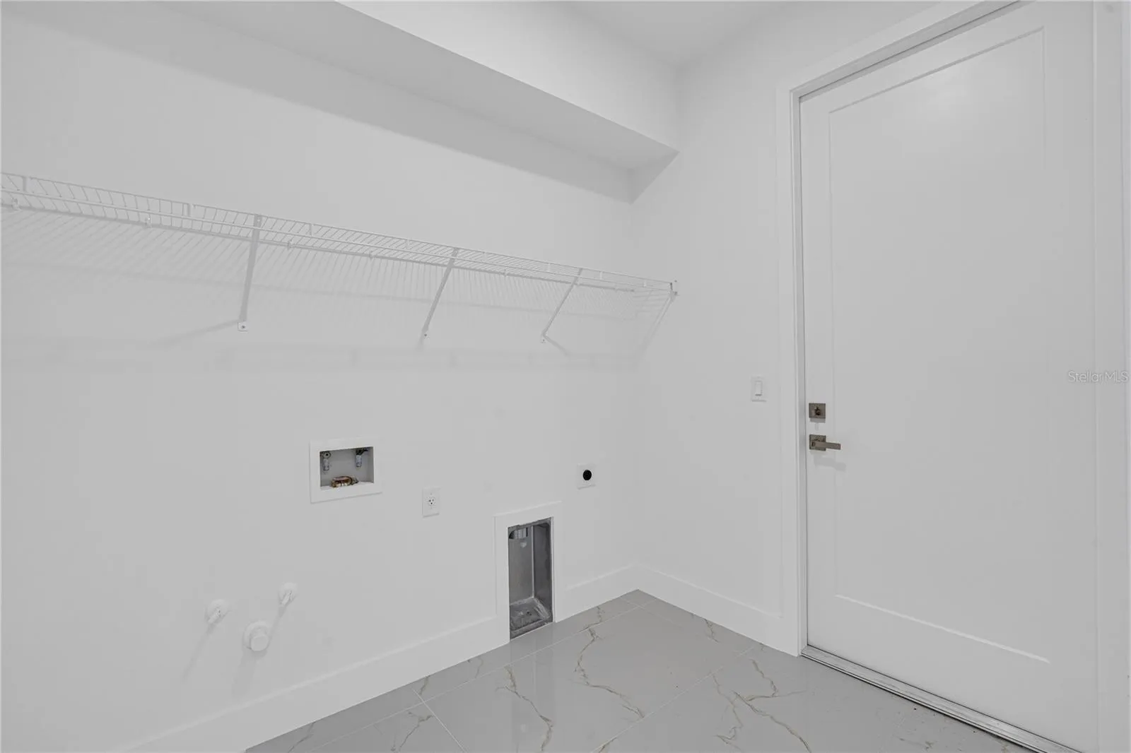 153 AUSTRALIAN DR, photo 32