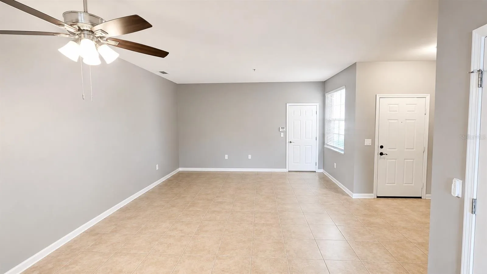 3696 PARKRIDGE CIR #26-105, photo 3