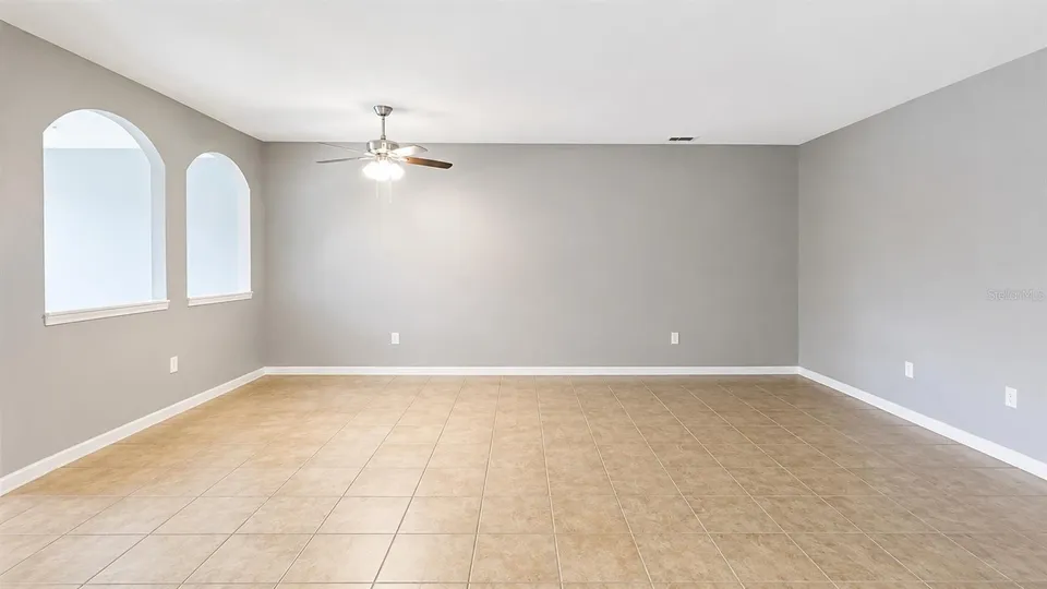 3696 PARKRIDGE CIR #26-105, photo 4