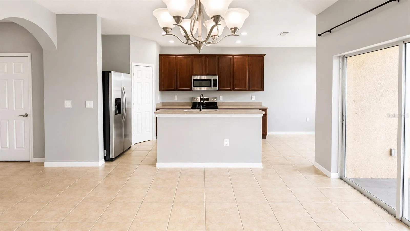 3696 PARKRIDGE CIR #26-105, photo 6