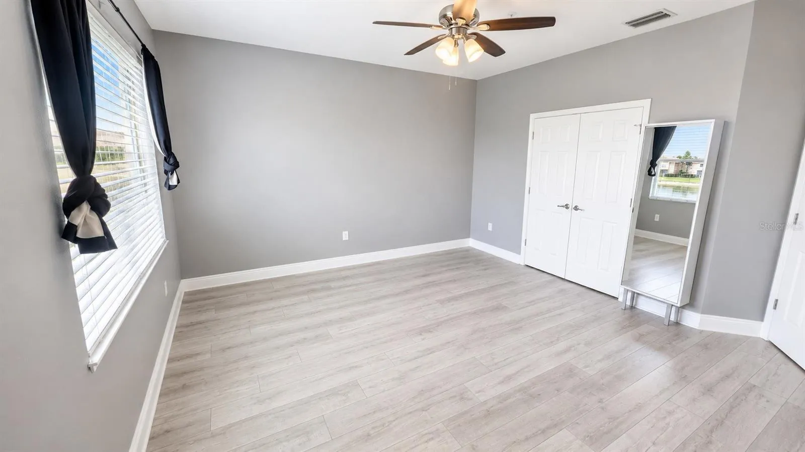 3696 PARKRIDGE CIR #26-105, photo 17
