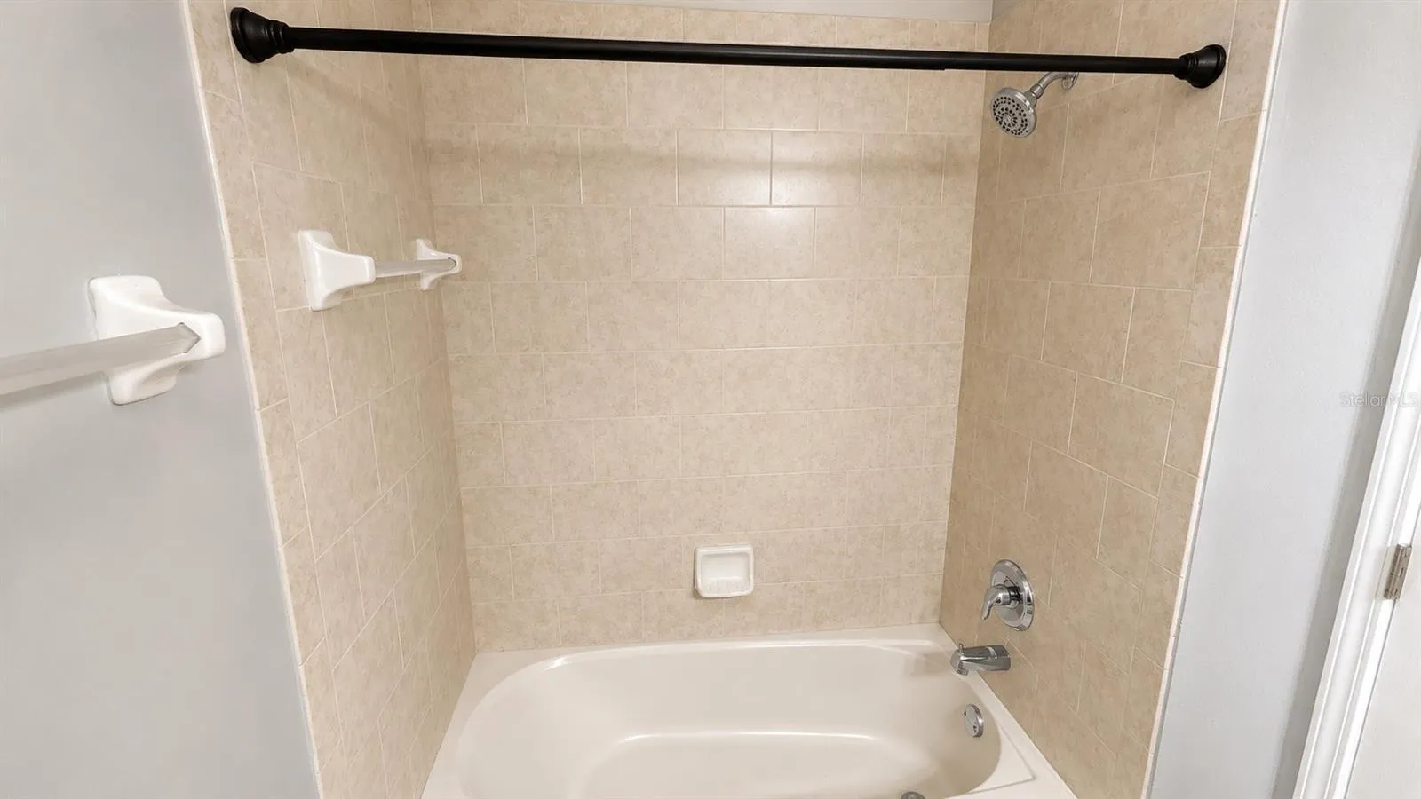 3696 PARKRIDGE CIR #26-105, photo 28