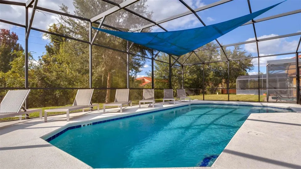 430 LAS FUENTES DR, photo 21