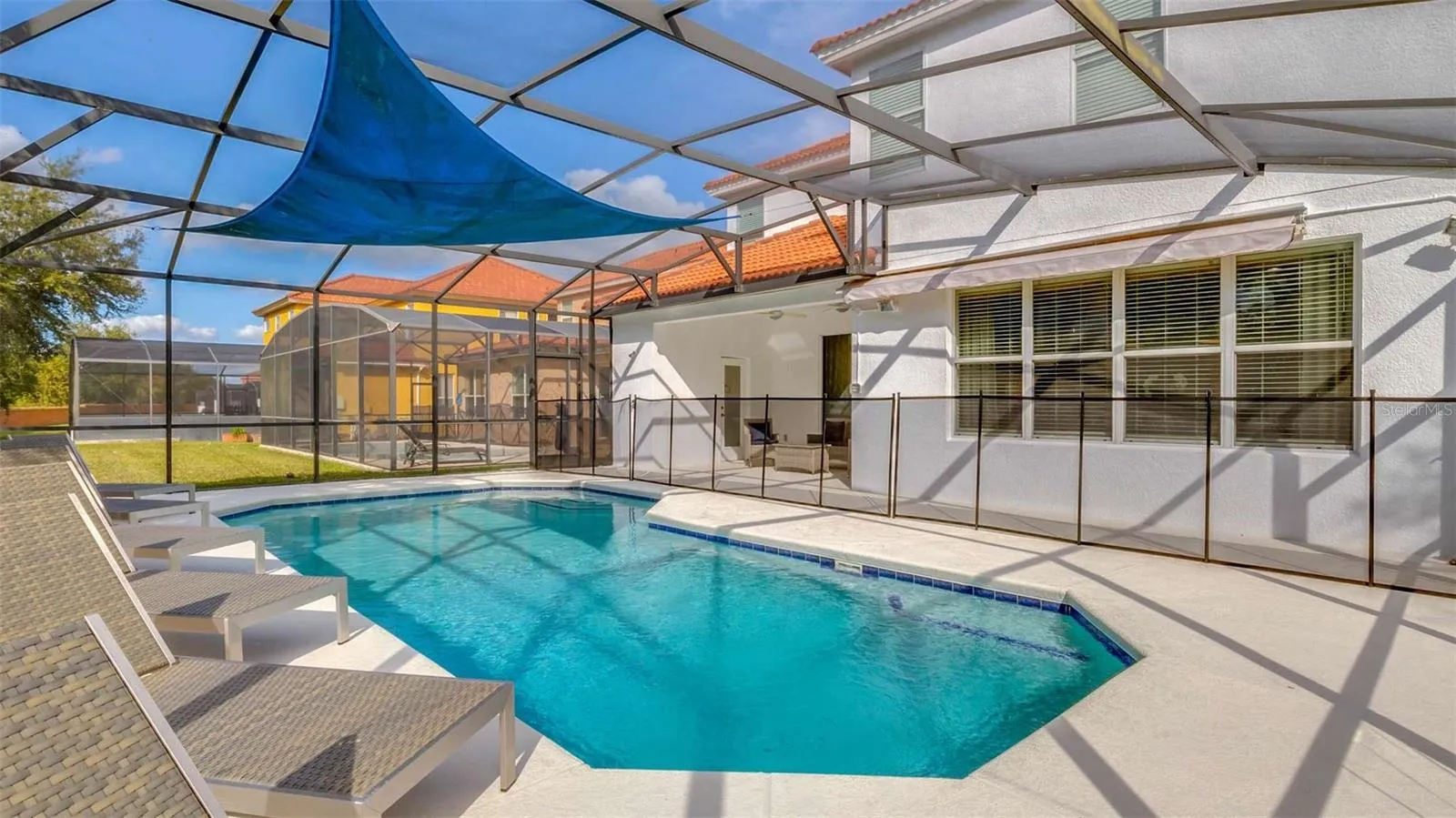 430 LAS FUENTES DR, photo 22