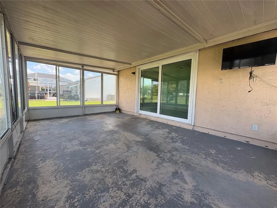 2755 GREENDALE RD, photo 33