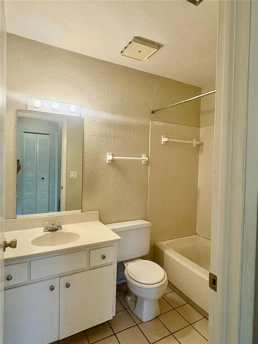 2755 GREENDALE RD, photo 24