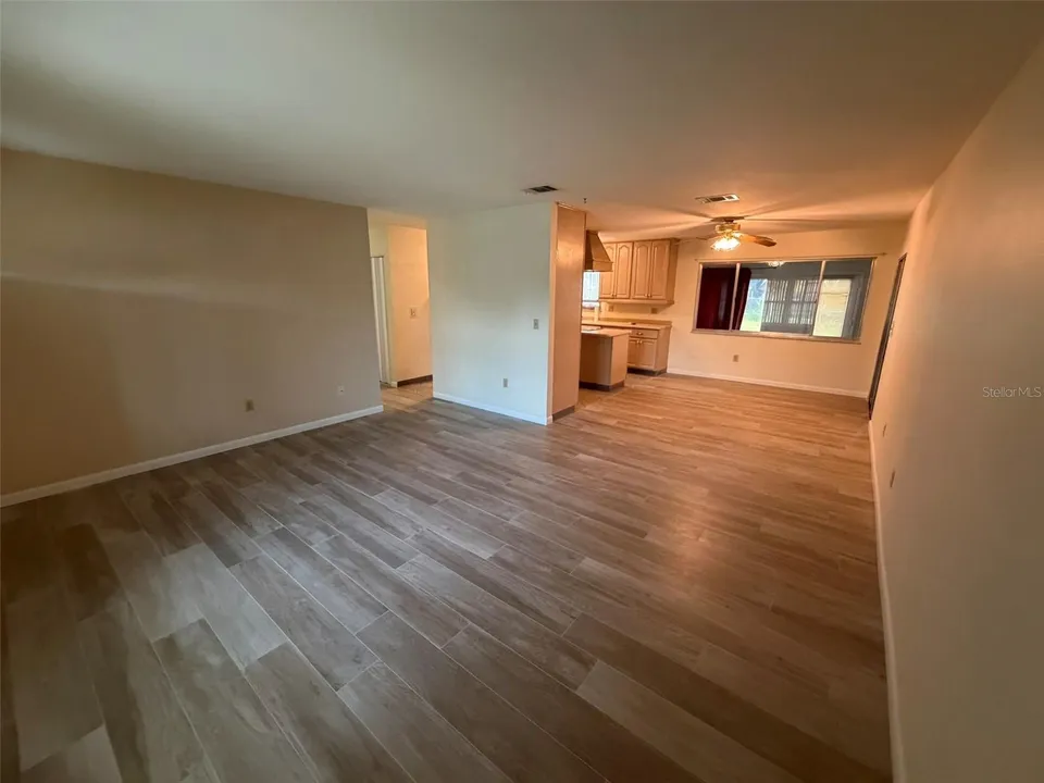 8228 SAN JACINTO AVE, photo 3