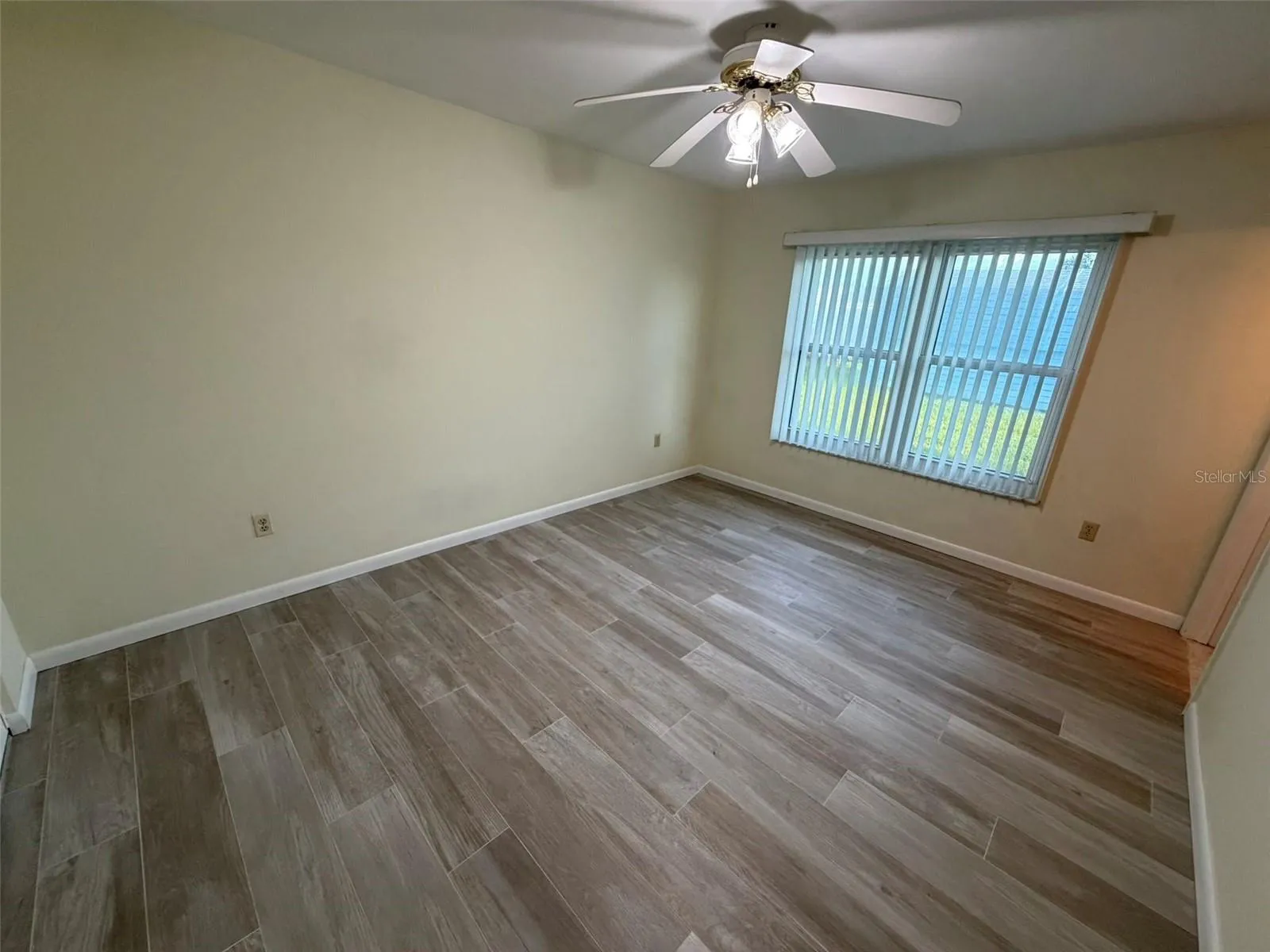 8228 SAN JACINTO AVE, photo 12