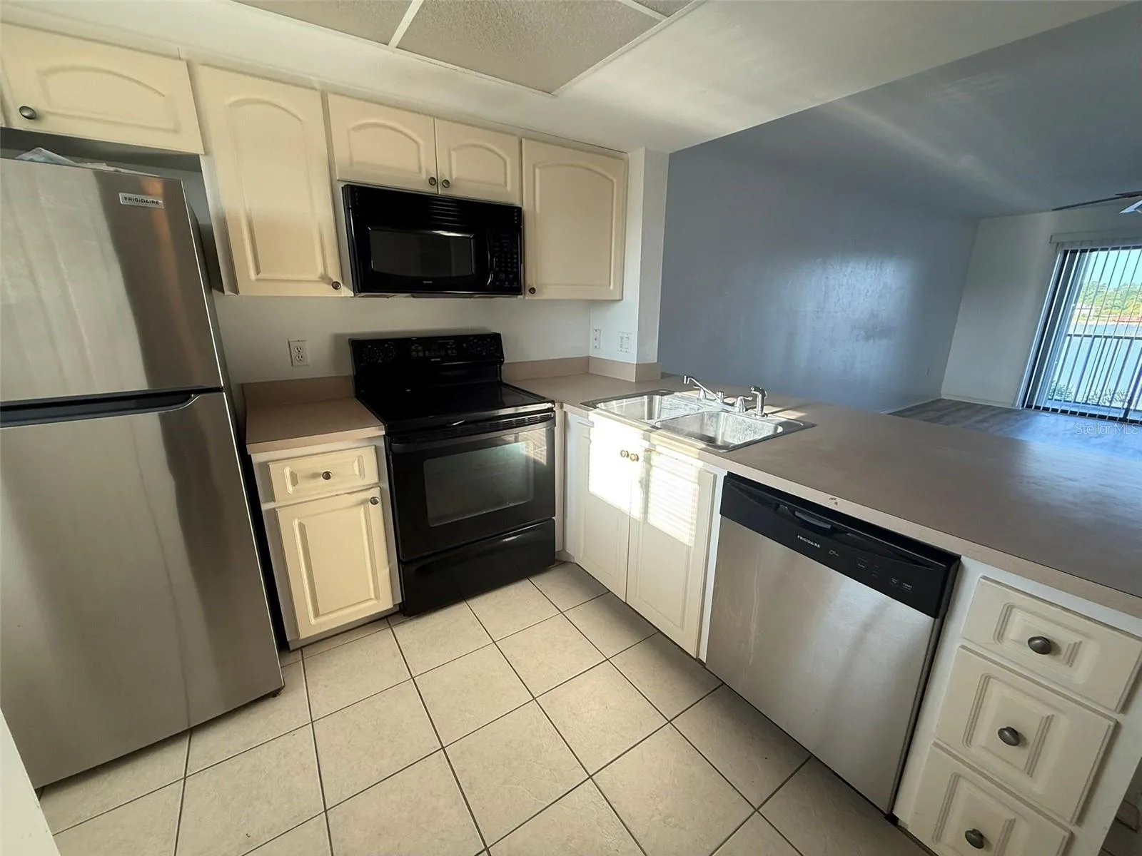 25275 RAMPART BLVD #1306, photo 3